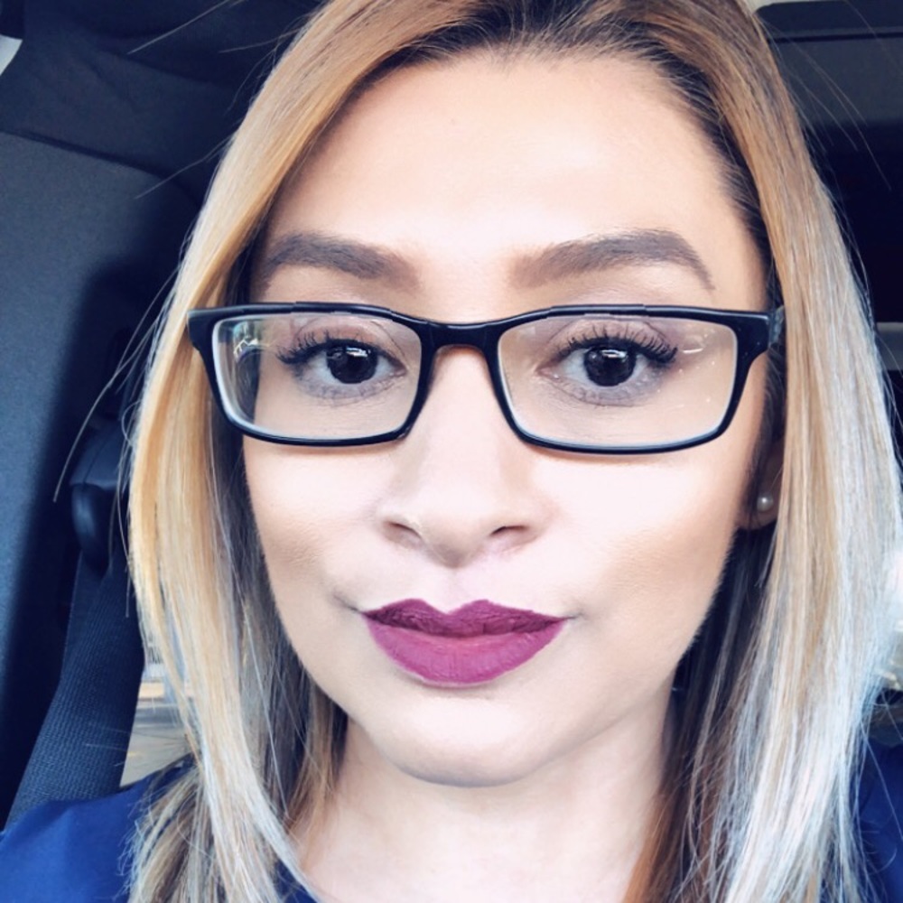 Meet your Posher, Noemi